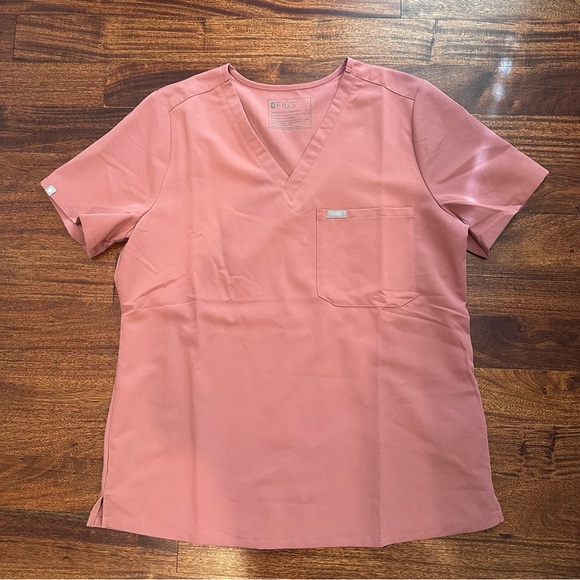 FIGS Catarina One-Pocket Scrub Top Mauve - Picture 2 of 5